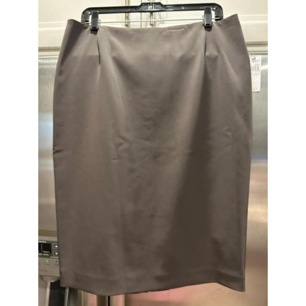 NWT $225 Tahari Brown Pencil Skirt - Size 12